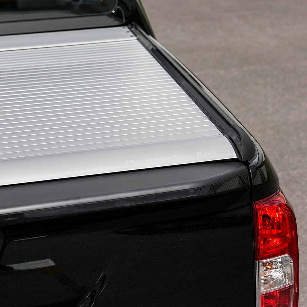 Mountain Top Tonneau Cover Roller Shutter (Silver) Nissan Navara NP300 (2016 Onwards) Double Cab image 2