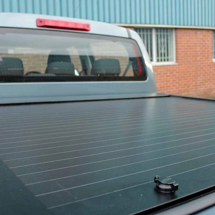 Jack Rabbit Full Metal Tonneau Cover Roller Shutter Isuzu D-Max Mk4-5 (2012 - 2020) Double Cab image 5