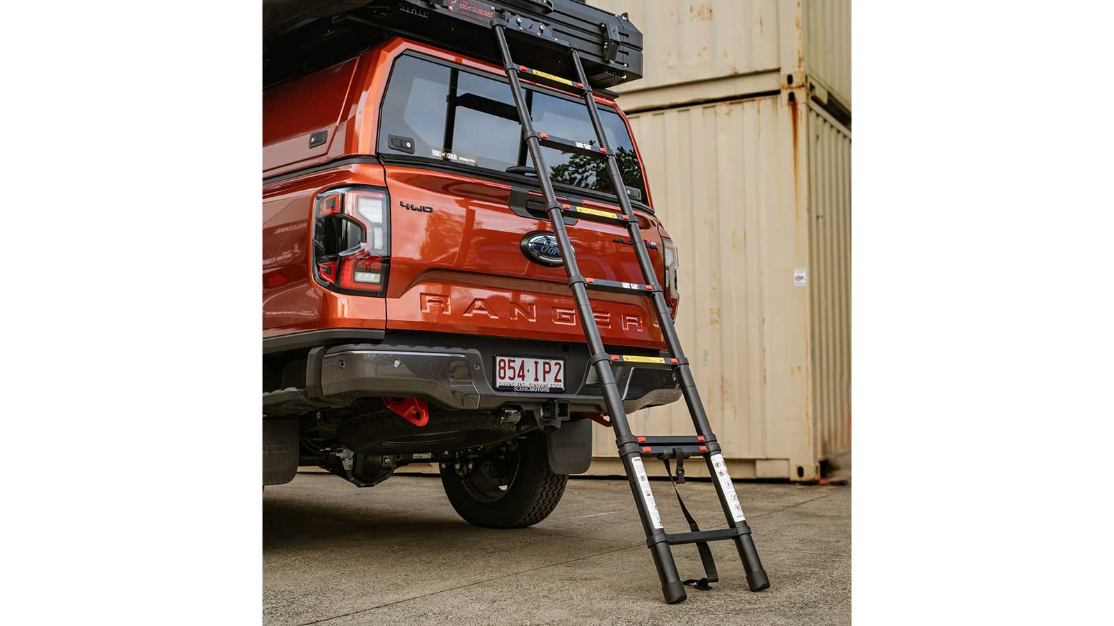 Deluxe Telescopic Ladder image 0