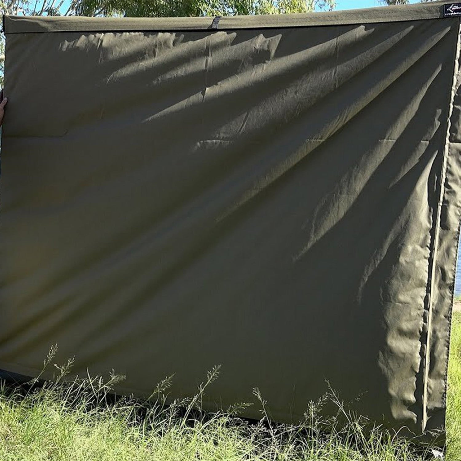 The Bush Company Universal Single Canvas Wall Kit image 0