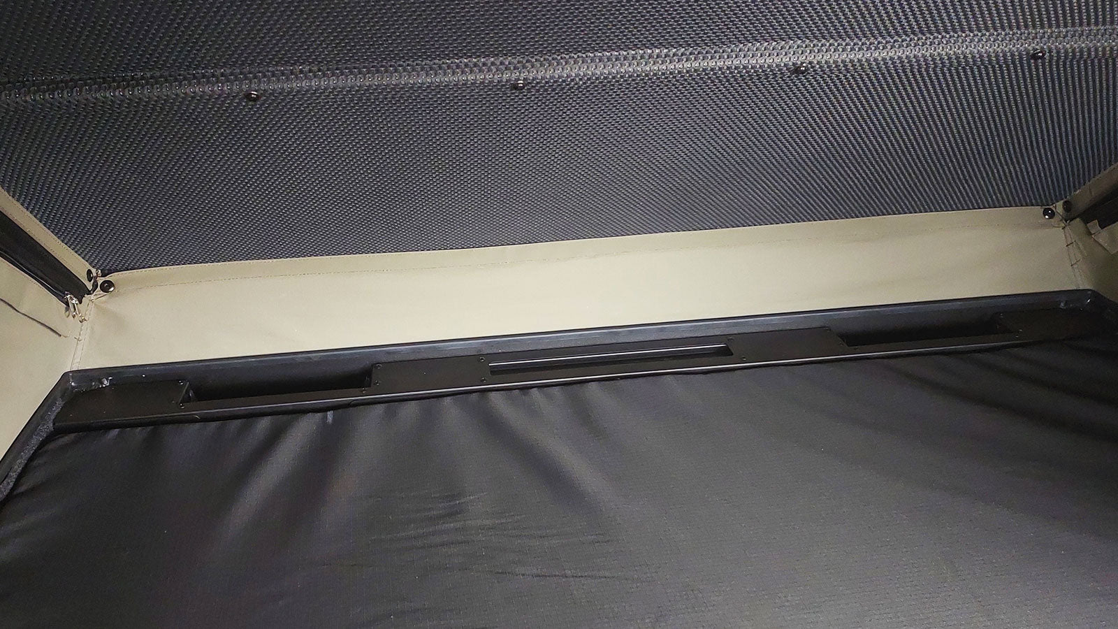 The Bush Company LX27 Clamshell Rooftop Tent image 9