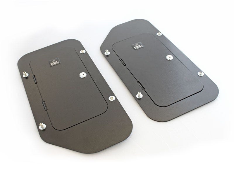 Toyota Hilux Xtra Cab (2012) Double Rear Seat Vehicle Safe image 1