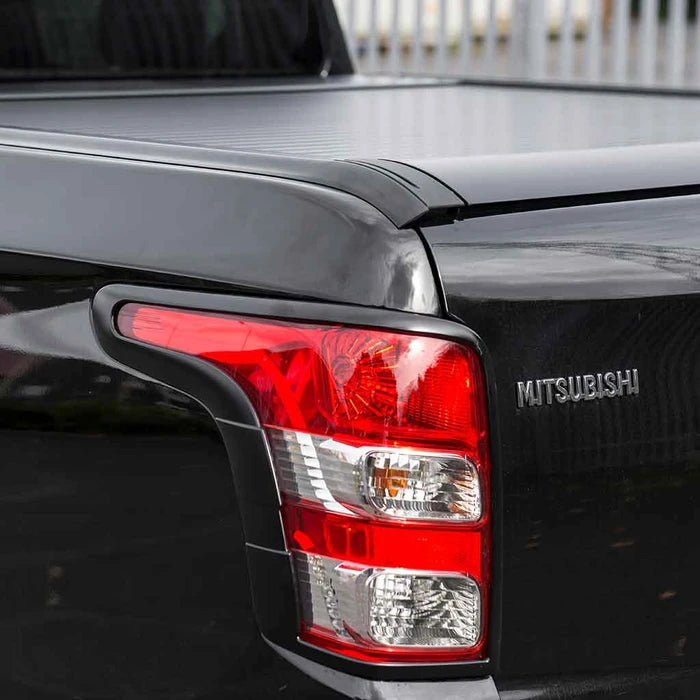 Mountain Top Tonneau Cover Roller Shutter (Black) Mitsubishi L200 Mk8-9 (2015 Onwards) Double Cab image 4