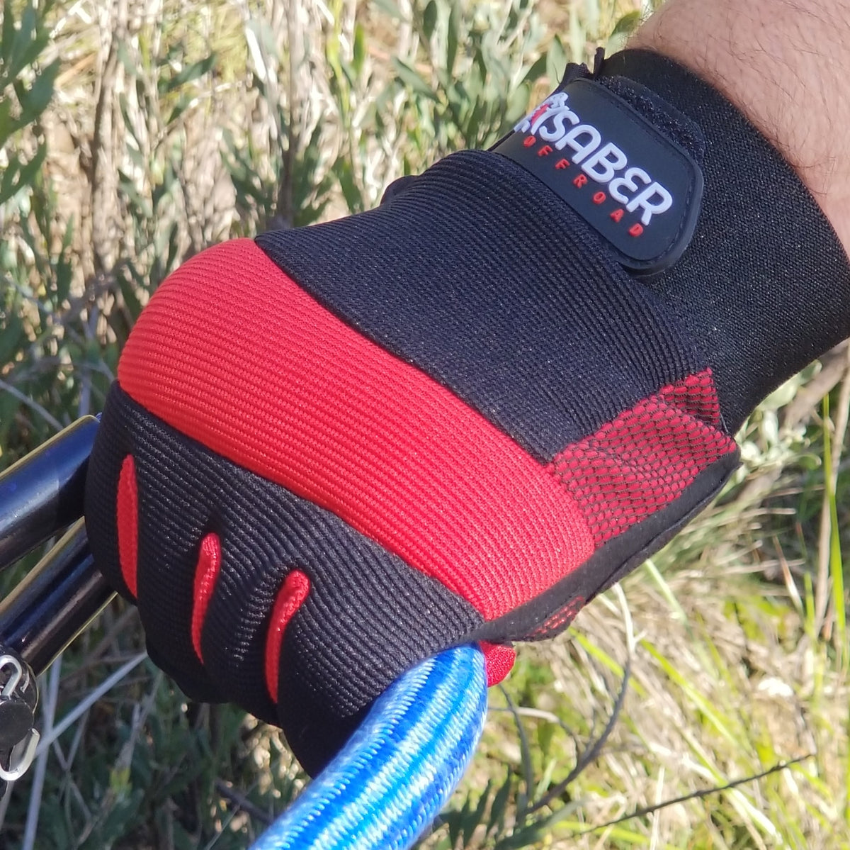 Saber Recovery Gloves – L/XL image 2