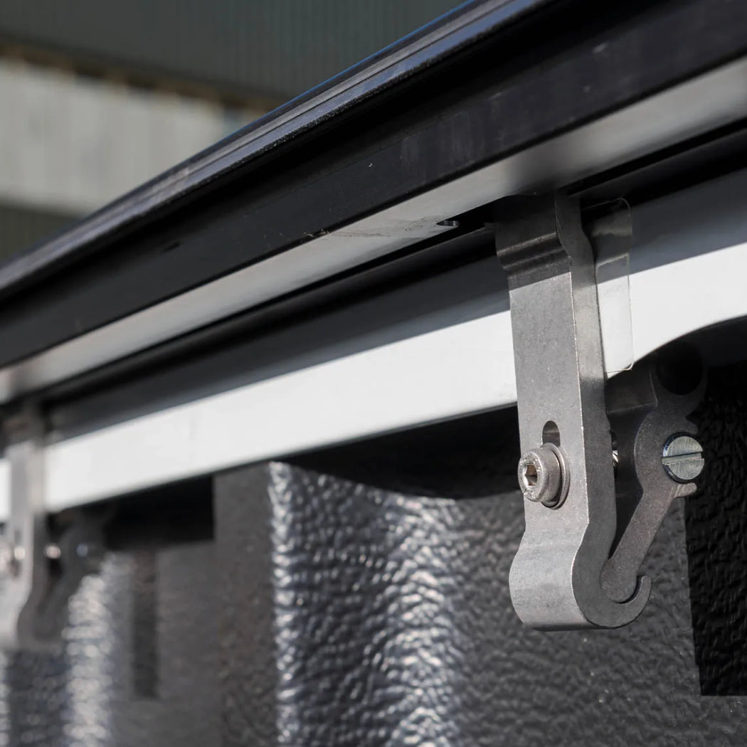 Mountain Top Black Roller Tonneau Cover Maxus T90EV Mk1 (2022 Onwards) Double Cab image 2