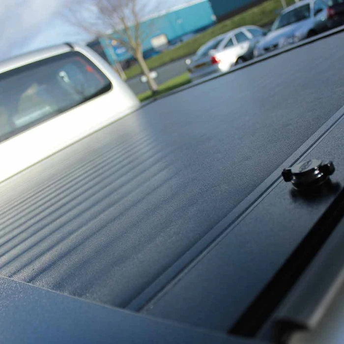 Jack Rabbit Full Metal Tonneau Cover Roller Shutter Toyota Hilux Mk6-7 (2005 - 2016) Extra Cab image 4