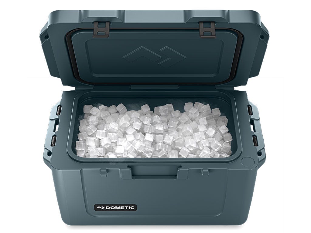 Dometic Patrol 35L/9.2Gal Cooler / Ocean image 1