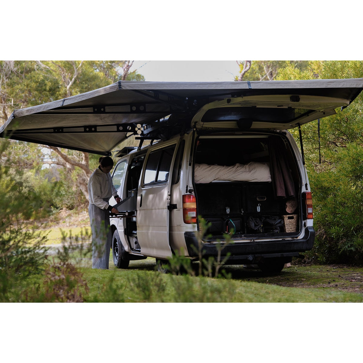 The Bush Company 270 XT MAX Awning image 3